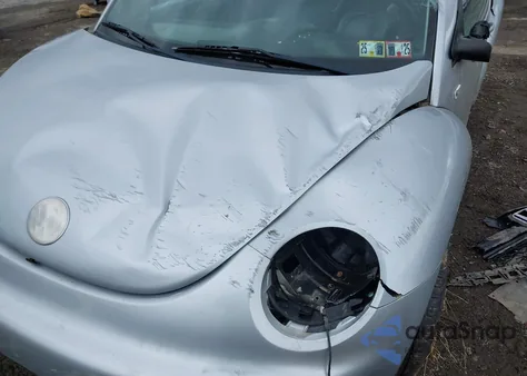 2003 Volkswagen New Beetle Gl z USA, uszkodzony, nr VIN 3VWBK21C53M401498